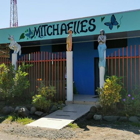 Cabinas Mitchaelle'S Puerto Viejo de Talamanca ภายนอก รูปภาพ