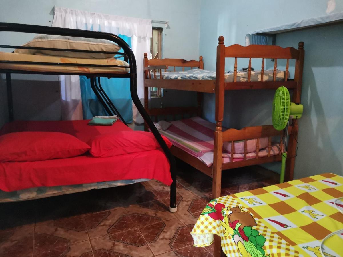 Cabinas Mitchaelle'S Puerto Viejo de Talamanca ภายนอก รูปภาพ