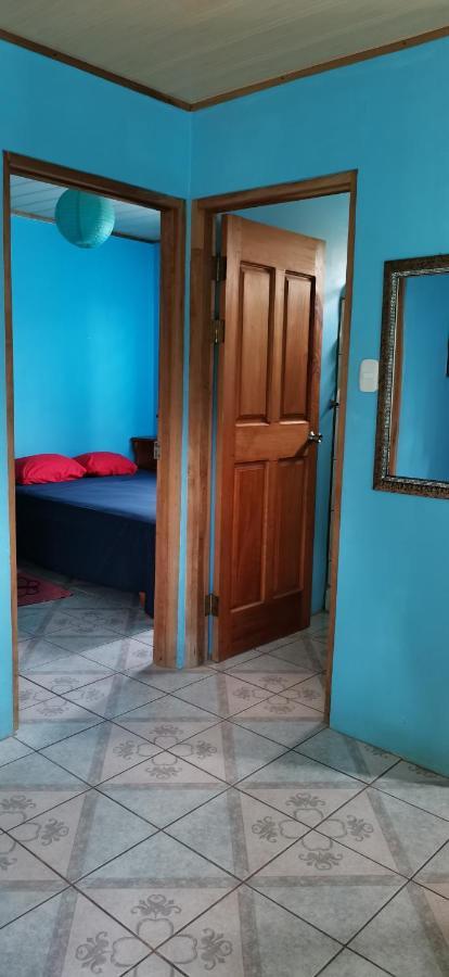 Cabinas Mitchaelle'S Puerto Viejo de Talamanca ภายนอก รูปภาพ
