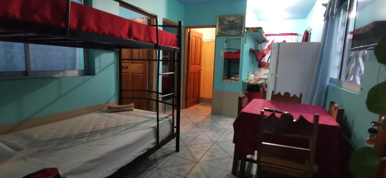 Cabinas Mitchaelle'S Puerto Viejo de Talamanca ภายนอก รูปภาพ