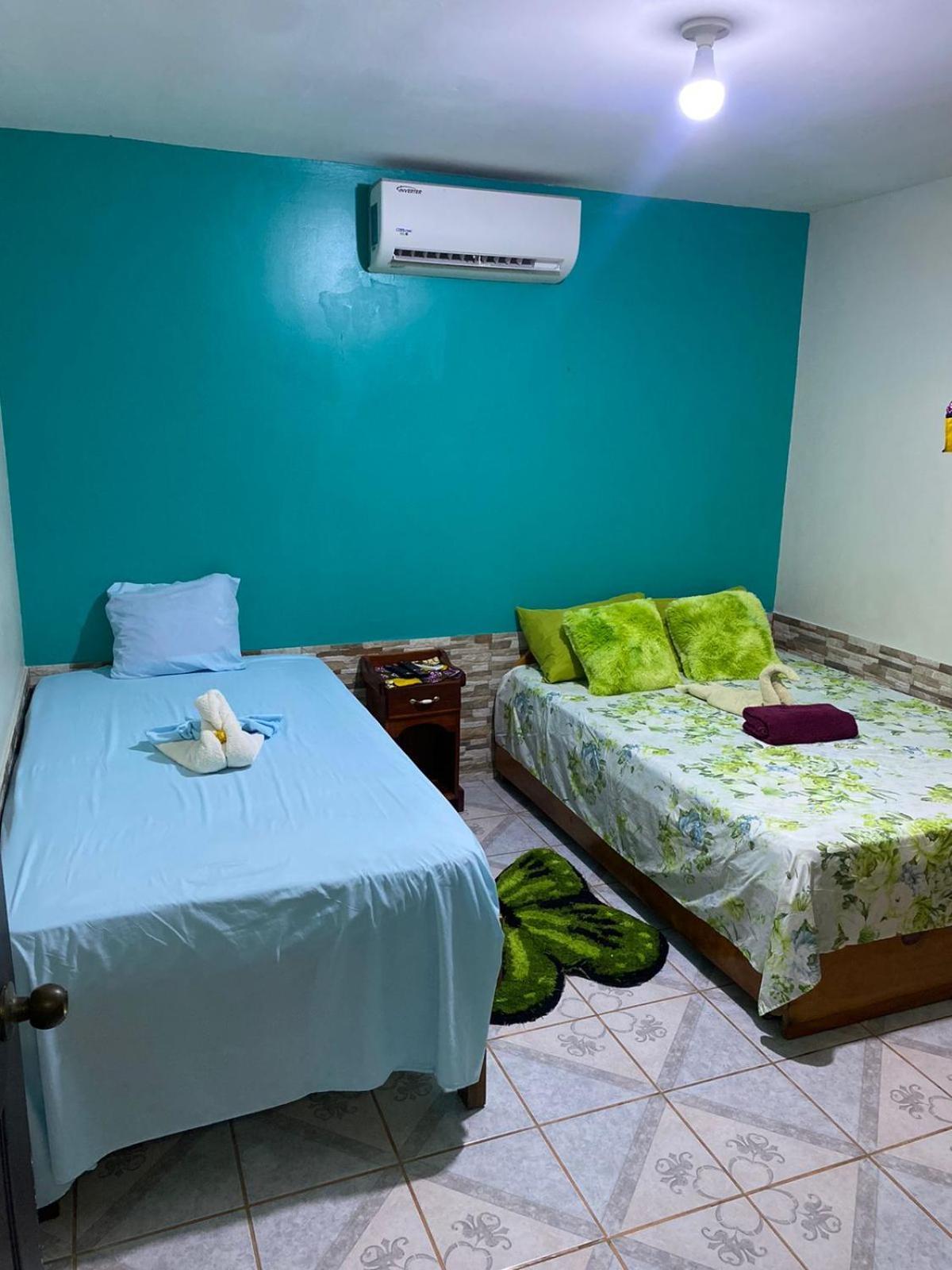 Cabinas Mitchaelle'S Puerto Viejo de Talamanca ภายนอก รูปภาพ
